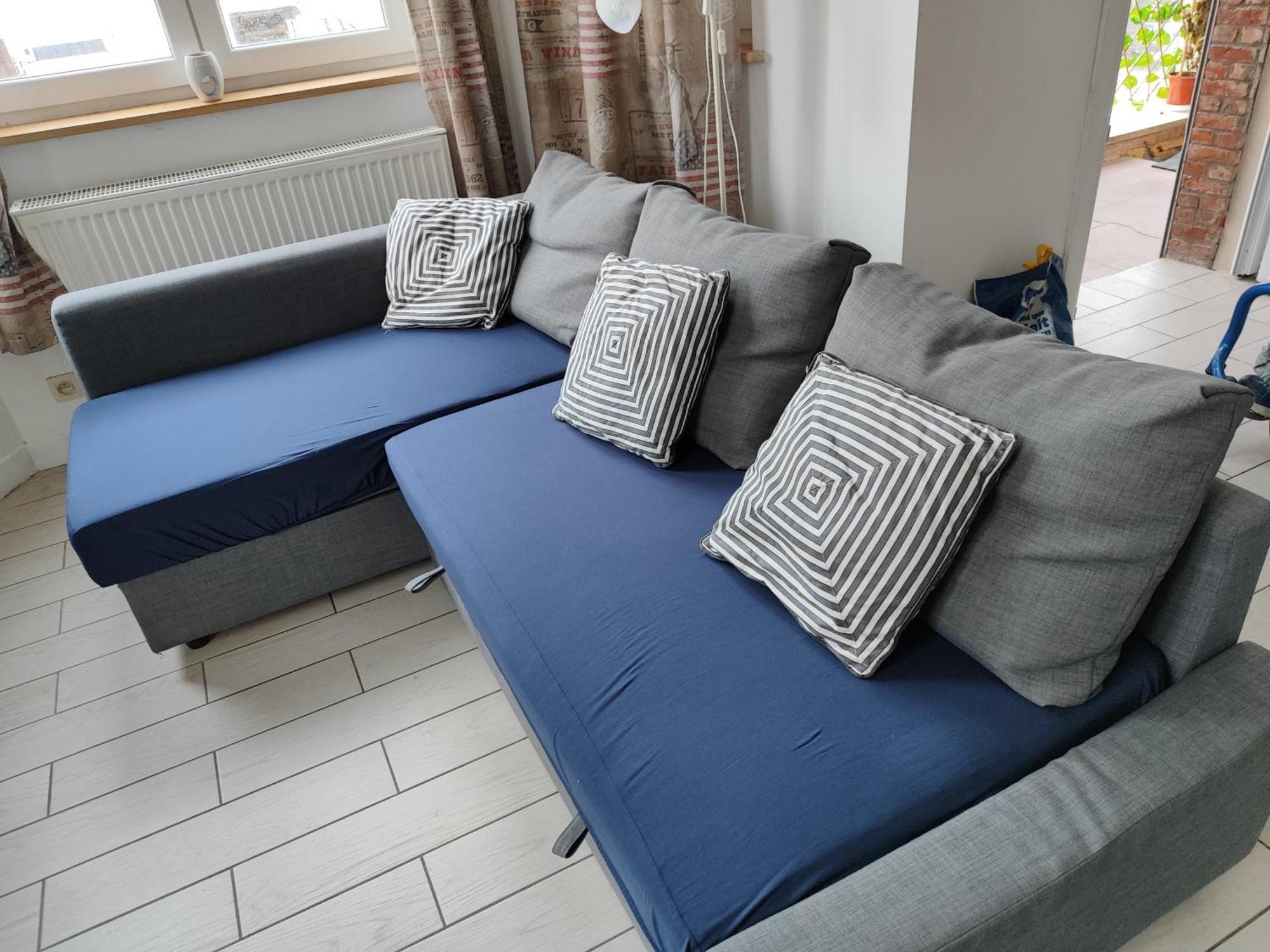 Appartement Spacieux Avec Parking Et Terrasse De Panne Bagian luar foto