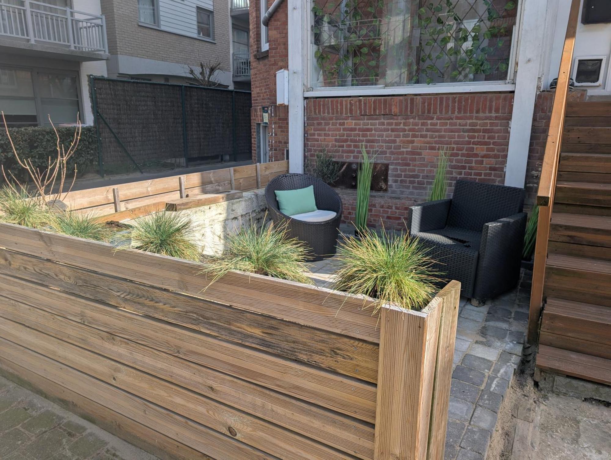 Appartement Spacieux Avec Parking Et Terrasse De Panne Bagian luar foto
